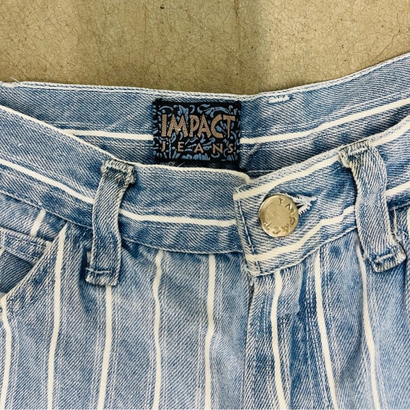 vintage 90s striped shorts - Picture 3 of 3